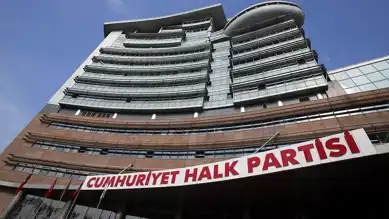 CHP'de Olağanüstü Kurultay: Özel Tek Aday Değil!