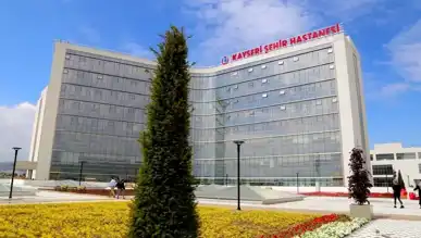 Kayseri Şehir Hastanesi'nde Numune Kapları Değiştirildi