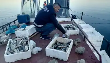 Erçek Gölü'nde İnci Kefali Bereketi!